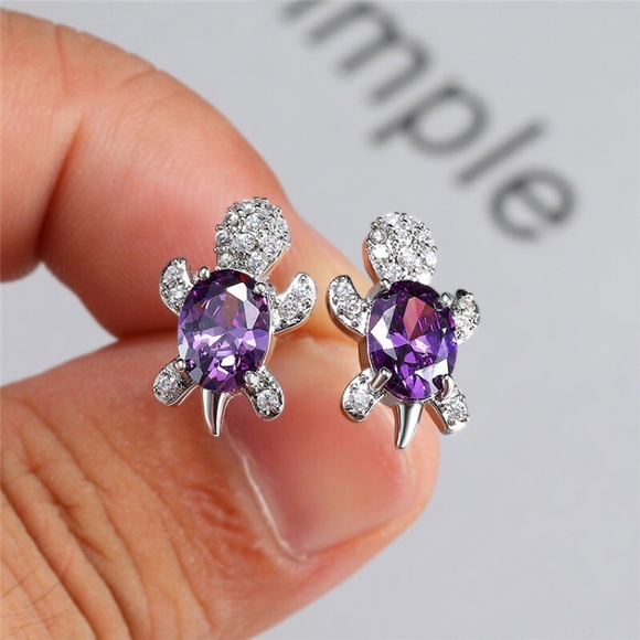 “Just Keep Swimming” Turtle Ocean Diamond Studs - Picture 4 of 10